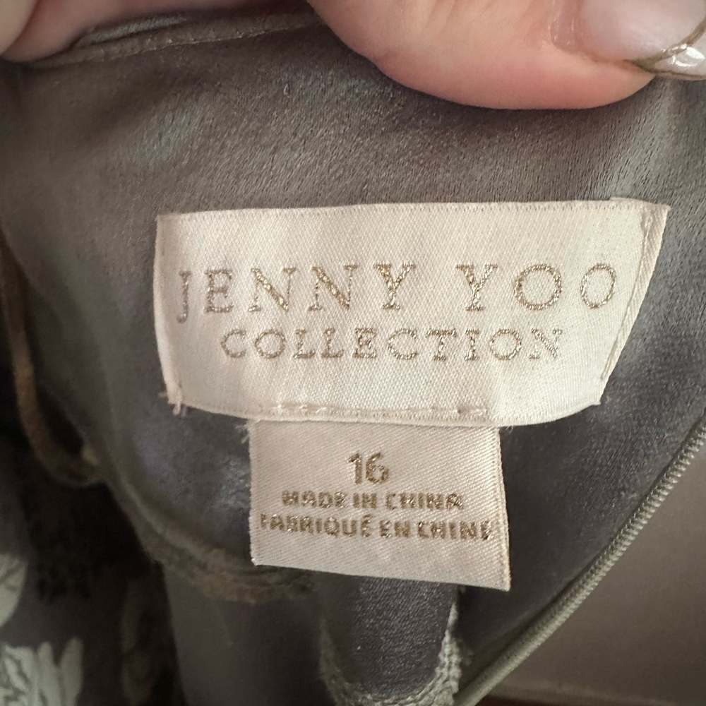 Jenny Yoo Addison dress in sage green - Size 16 - Picture 5 of 8